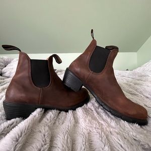 Blundstone - Chelsea size 7.5US